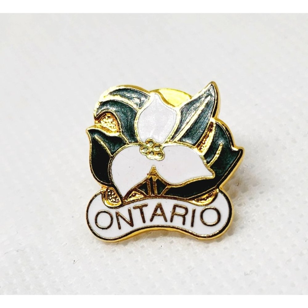 Ontario Floral Pin - Embrace the Beauty of Ontario with Our Exquisite Floral Pin